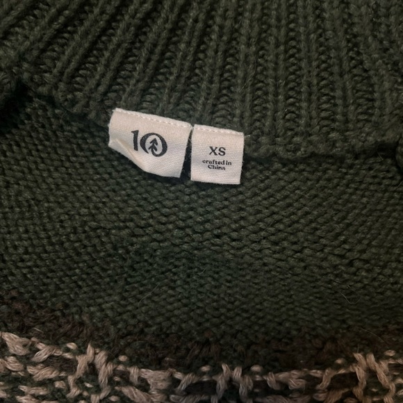 Tentree Women’s Deep Green Knitted Sweater - Picture 15 of 15